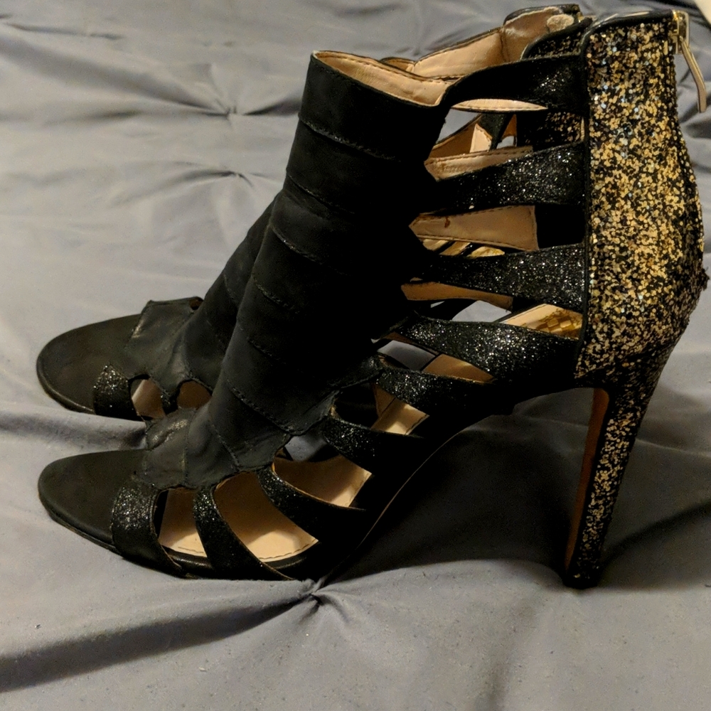 Black glitter heels.